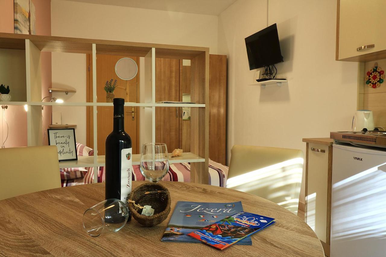 Apartment Antonio Jezera Ngoại thất bức ảnh